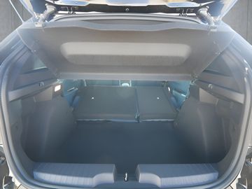 Car image 27