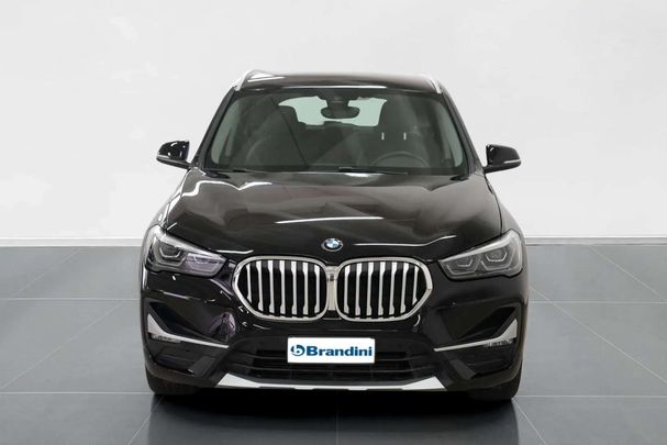 BMW X1 sDrive18d xLine 110 kW image number 3