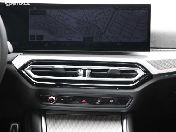 BMW 330 e Touring 215 kW image number 9