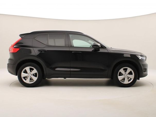 Volvo XC40 D3 Momentum 110 kW image number 13