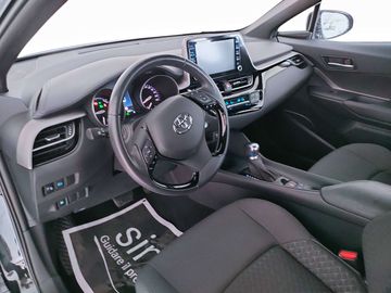 Car image 12