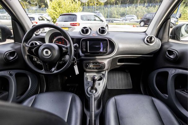 Smart ForTwo EQ 60 kW image number 15