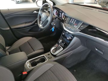 Car image 11