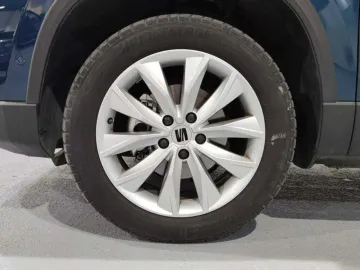 Car image 28