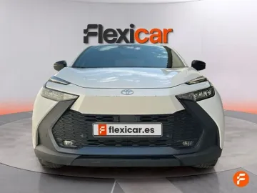 Car image 2