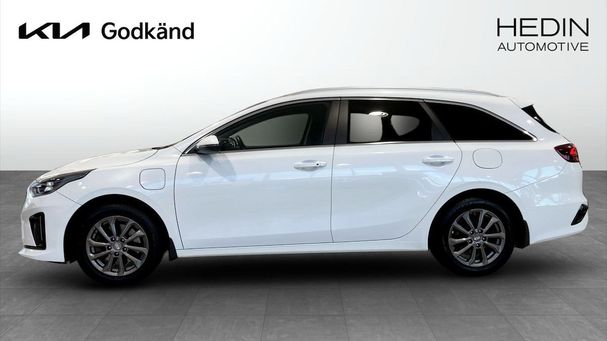 Kia Ceed Plug-in 104 kW image number 5