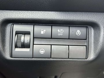 Car image 37