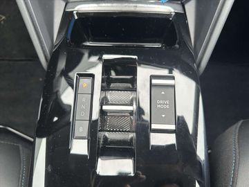 Car image 37