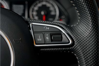 Car image 37