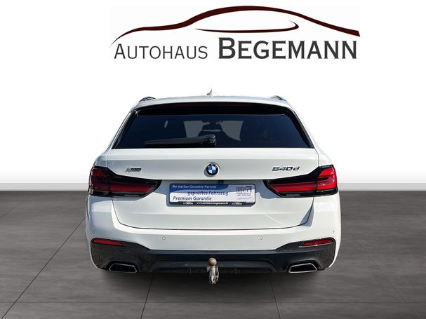 BMW 540d Touring xDrive 250 kW image number 3