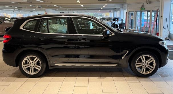 BMW X3 xDrive30e M 216 kW image number 9