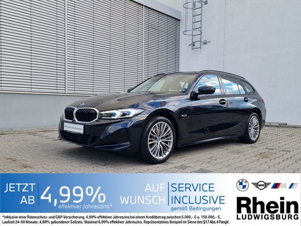 BMW 330e xDrive 215 kW image number 1