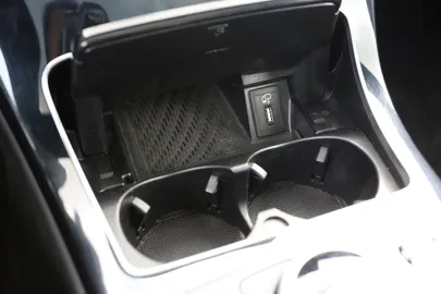 Car image 37