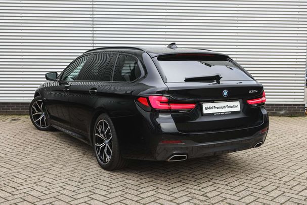 BMW 530 Touring 215 kW image number 2