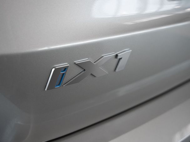 BMW iX1 M Sport 150 kW image number 22