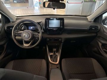 Car image 10