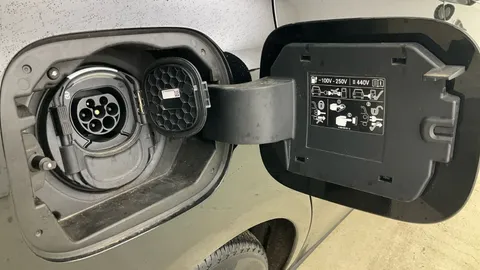 Car image 28