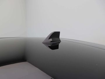 Car image 36