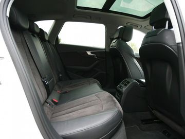 Car image 29