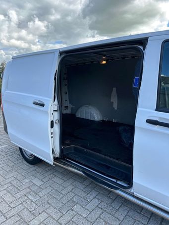 Mercedes-Benz Vito 114 CDi extra 100 kW image number 16