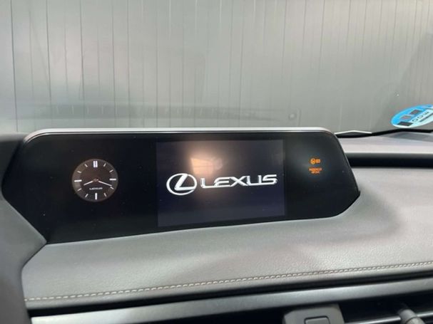 Lexus UX 250h 135 kW image number 28