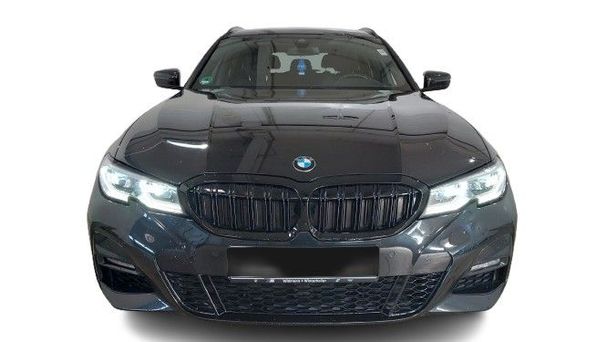 BMW 320i Touring xDrive 135 kW image number 3