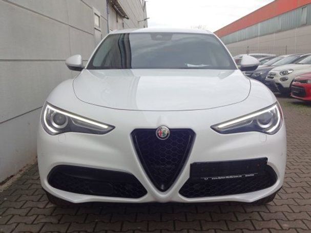 Alfa Romeo Stelvio 2.2 Diesel AT8 Q4 Super 154 kW image number 7