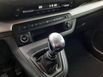 Car image 37