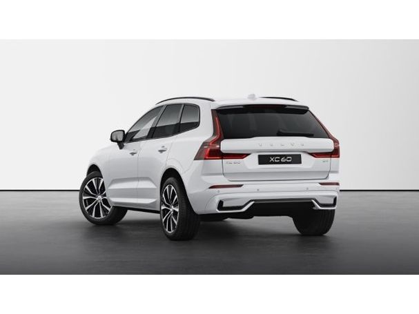 Volvo XC60 B4 Diesel Plus Dark 145 kW image number 2