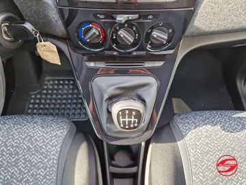 Car image 21