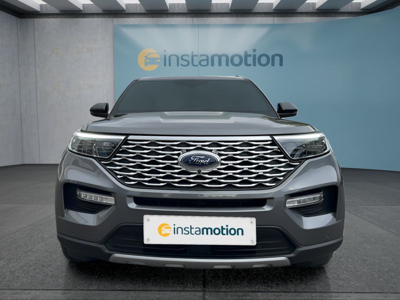 Ford Explorer Platinum