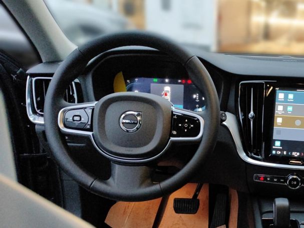 Volvo V60 B4 Plus 145 kW image number 14