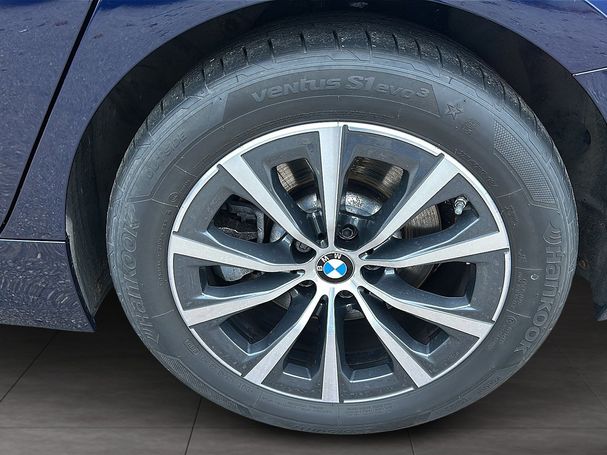 BMW 330i xDrive 190 kW image number 8