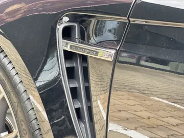 Car image 49