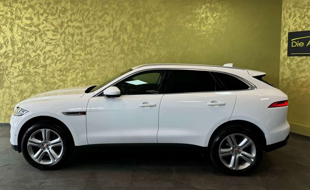 Jaguar F-Pace AWD Portfolio 132 kW image number 9