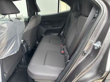 Car image 11