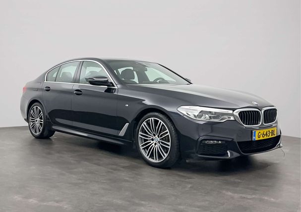 BMW 520i 135 kW image number 2