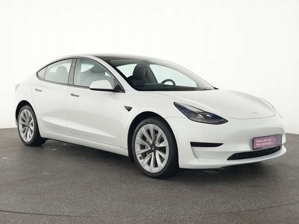 Tesla Model 3 208 kW image number 3