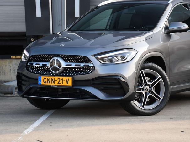 Mercedes-Benz GLA 250 e 160 kW image number 1