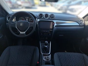 Car image 16