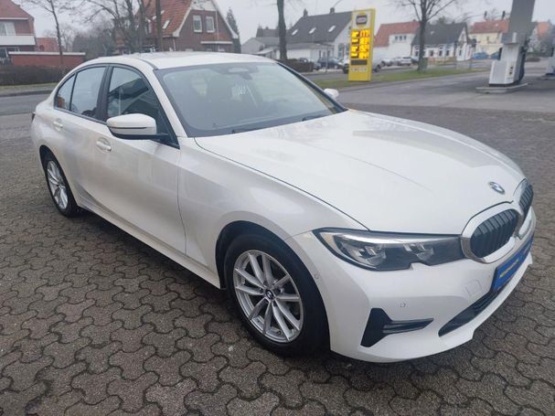 BMW 320i xDrive 135 kW image number 3