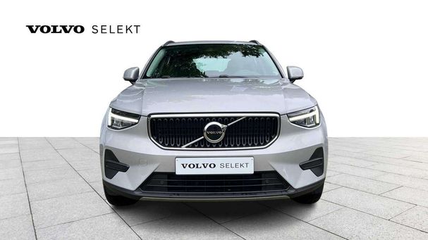 Volvo XC40 T2 Essential 95 kW image number 2