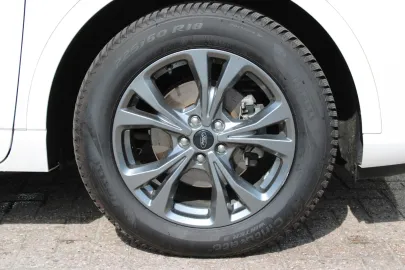 Car image 36