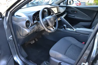 Car image 5