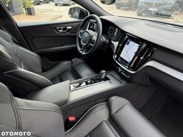 Car image 34