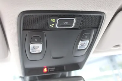 Car image 49