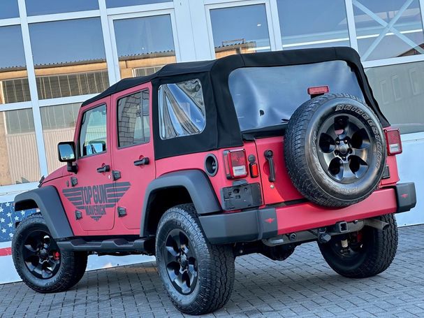 Jeep Wrangler Unlimited 3.6 V6 Sahara 209 kW image number 4