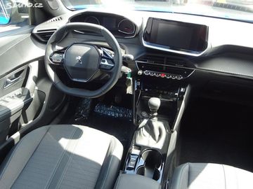 Car image 19