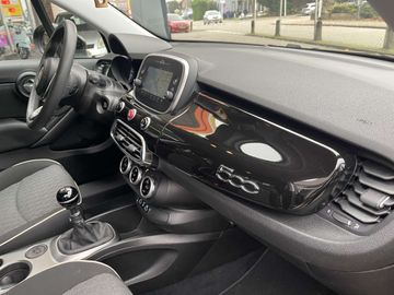 Car image 36