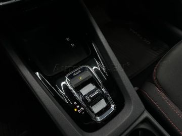 Car image 35